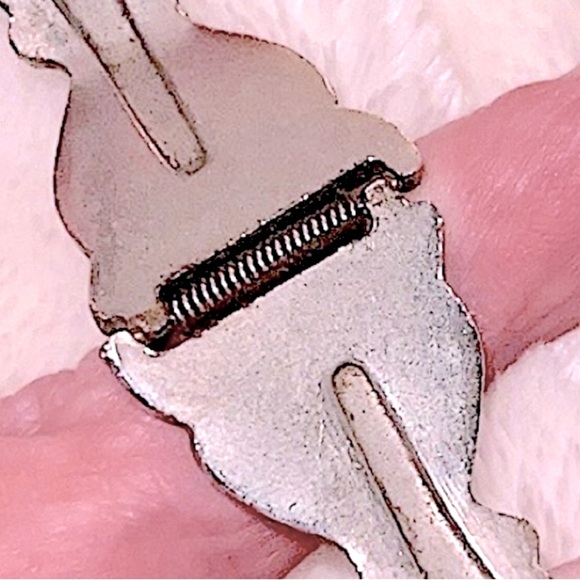 🐍 VINTAGE FLAT ETCHED STAMPED “S” STERLING SILVER SPRING-HINGED SNAKE BRACELET - Picture 11 of 13